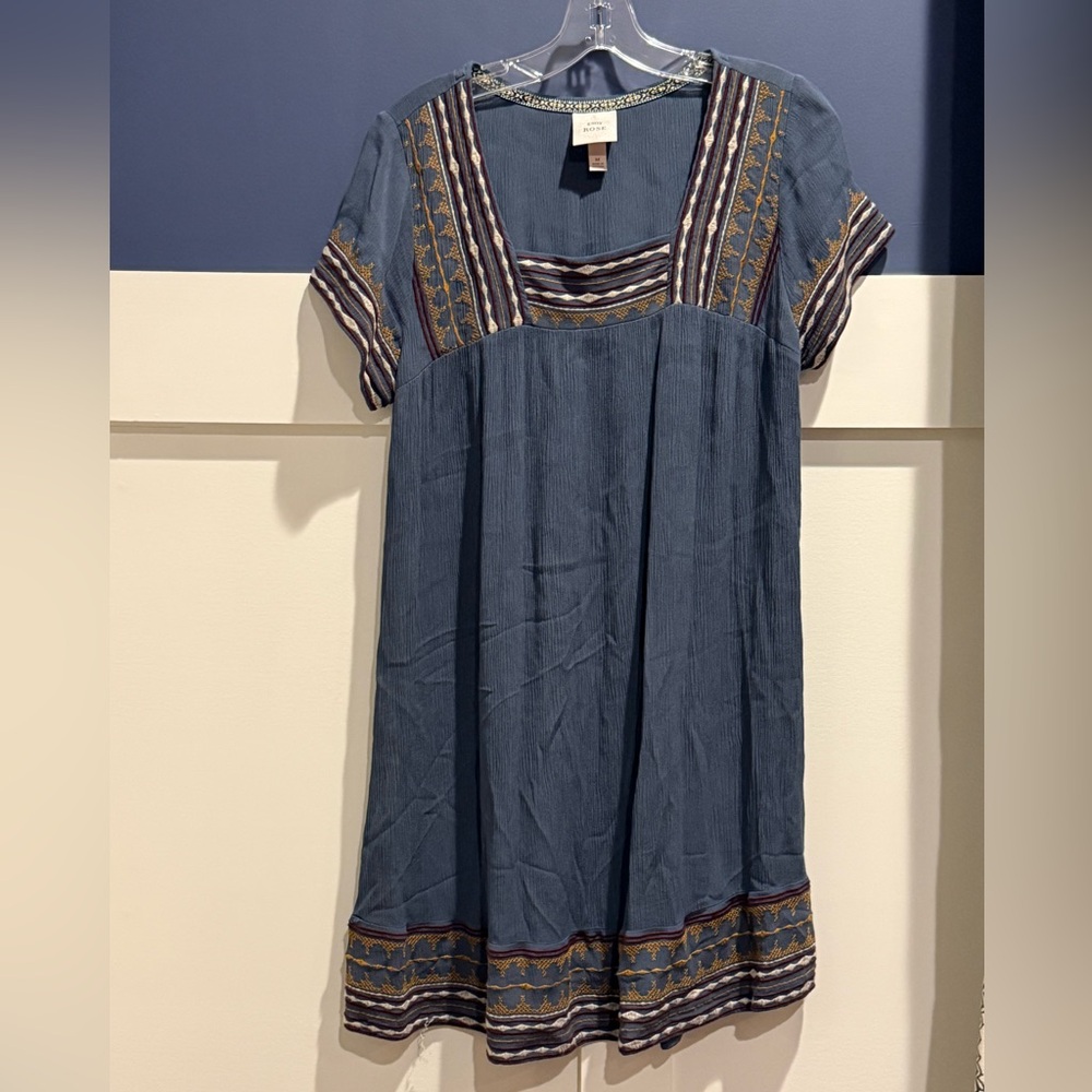 Knox Rose Blue Embroidered Midi Dress Size M EUC